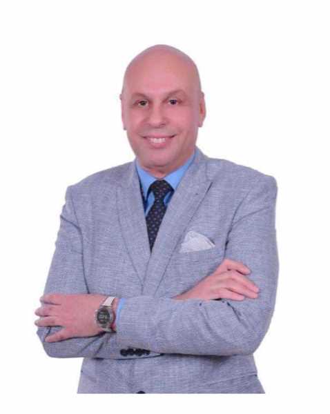 خالد محيي الدين وشاحي