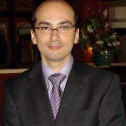 اشرف صلاح ابو الهوا