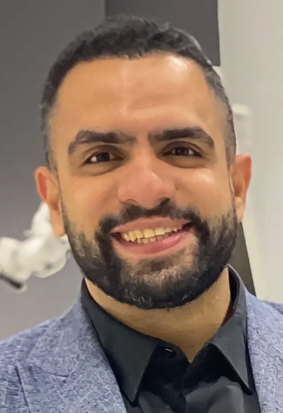 أسامة عامر