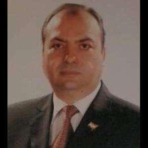 عاطف عمر عبد الفتاح البهائي