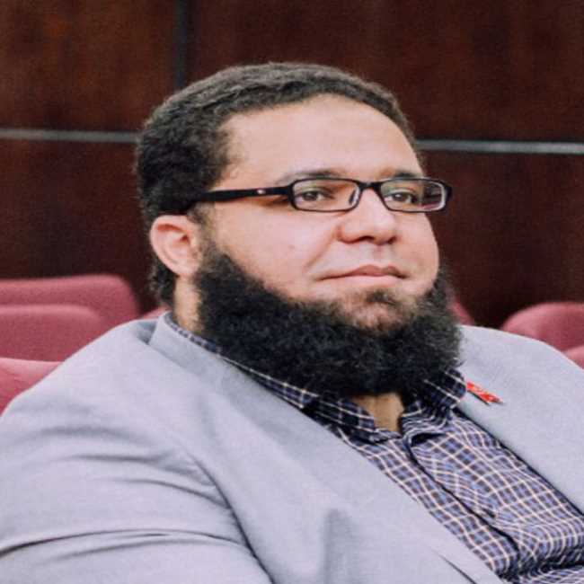 ايمن محمد احمد هلال
