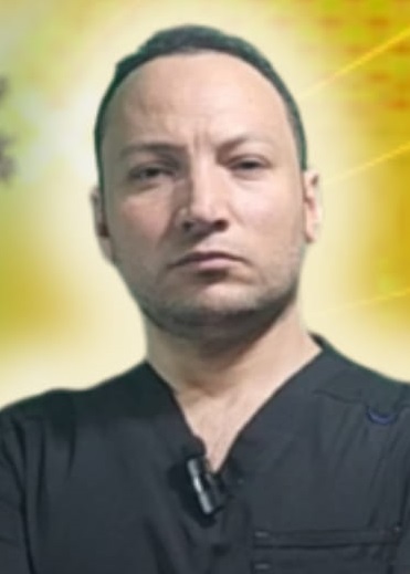 حاتم شوقي