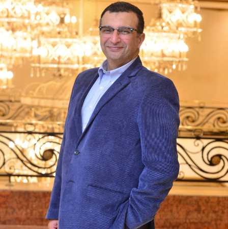 هشام العشري