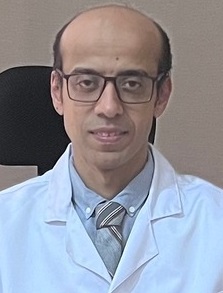 احمد منصور